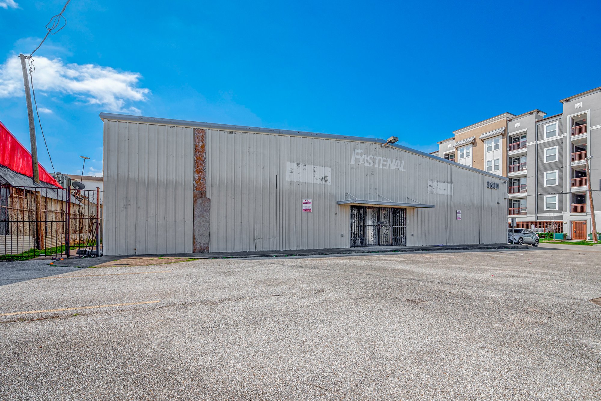 3600 Harrisburg today — Same corner, after dark